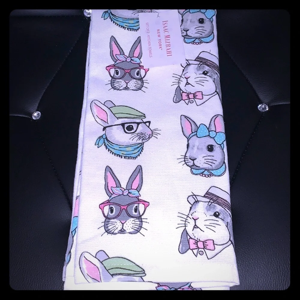NWT Isaac Mizrahi Rabbit Kitchen Towels Set of 2